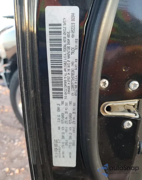 2017 Ram 1500 St z USA, uszkodzony, nr VIN 1C6RR7FT5HS785341